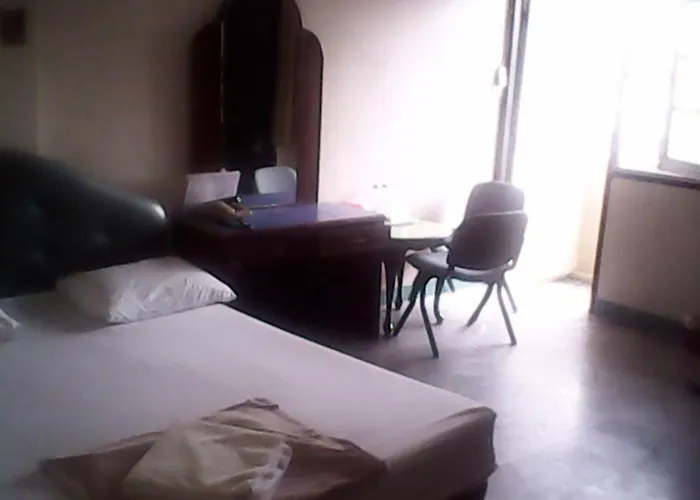 Ds Mansion Hotel 3*